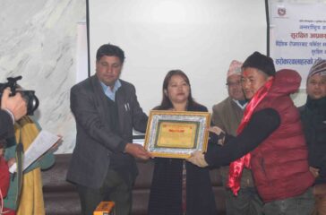 honour-for-foreign-employee-by-sami-photo_khotang