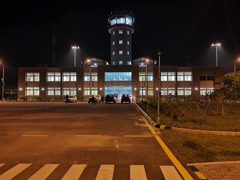 Airport-photo.jpg