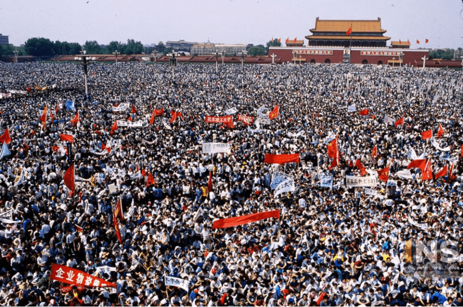 tenamaine-square-protest