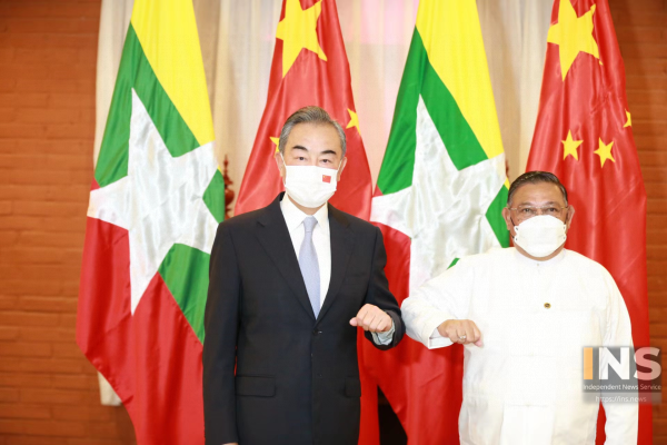 Chinese-Foreign-Minister-and-Juntaka-Foreign-Minister