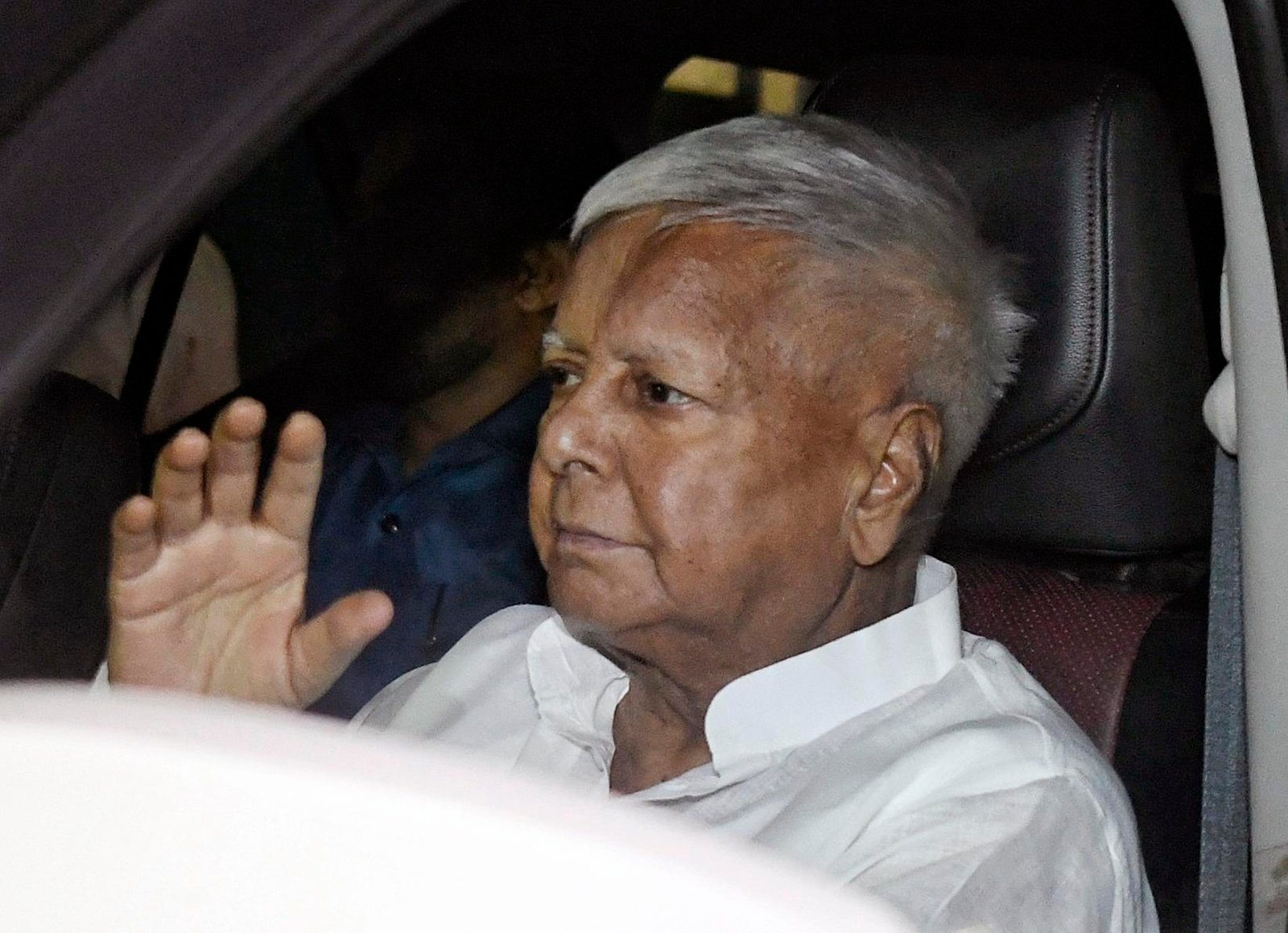 Lalu Prasad Yadav leaves after meeting with Sonia Gandhi