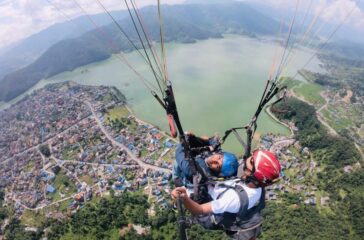 PARAGLIDING