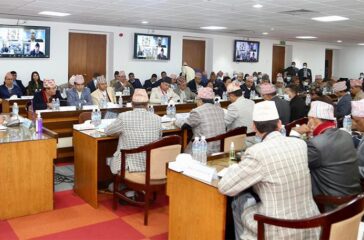 Prachanda-with-nepal-government-secretary