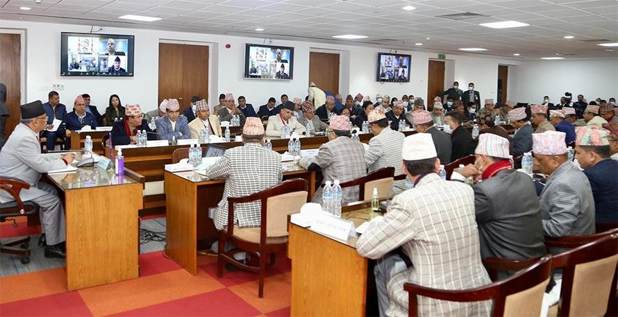 Prachanda-with-nepal-government-secretary