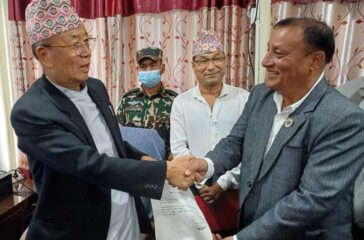 Uddhab-Thapa-and-Parshuram-Khapung