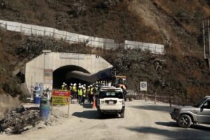 Nagadhunga-Sisnekhola-tunnel2