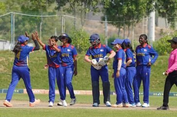 Nepalu19_women