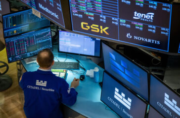 U.S.-NEW YORK-TARIFF CONCERNS-STOCKS-FALL