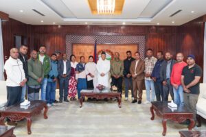 Journalist Rajak's family meets with the Prime Minister