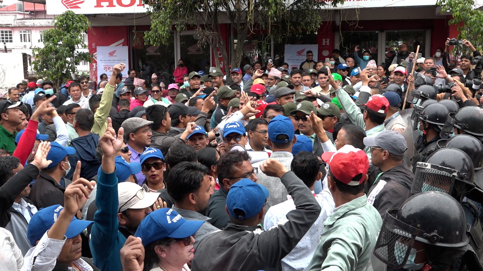 Teachers' street protest