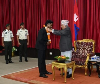 President honors Rabindra Dhant