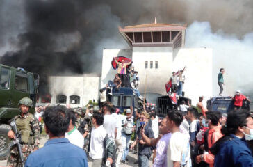 Burning Parliament Building