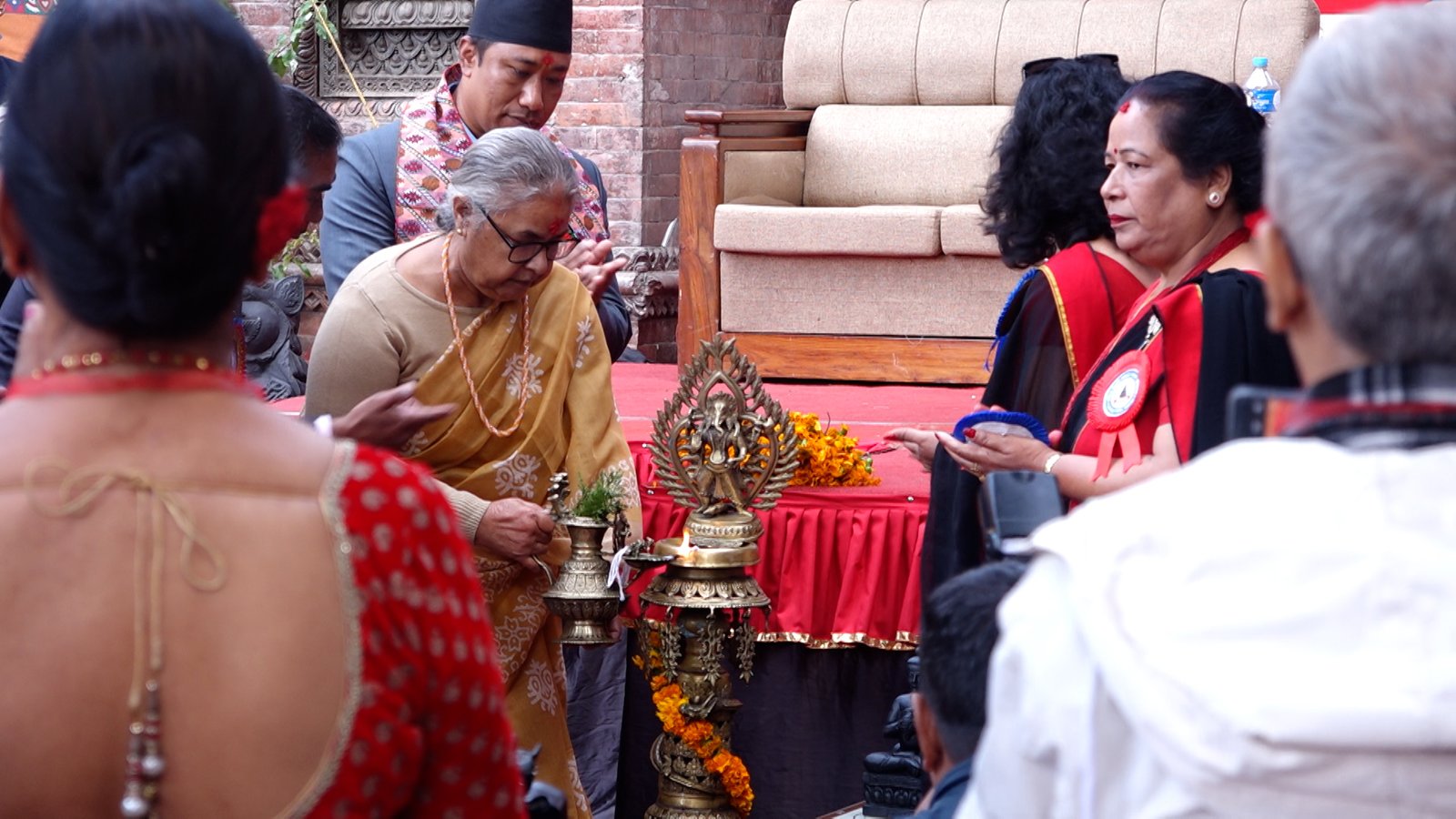 Photo (10) Photo (10)