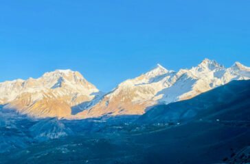 Khinga village in Mustang and Yakghwa Mountain in the background 3