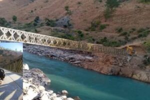 When 98-year-old Nanda Bahadur took off his hat and bowed to the bridge..