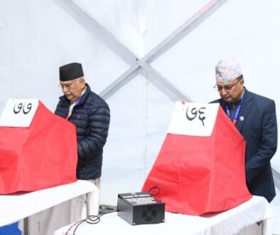 oli and pokrel voting