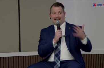 एपीआइ पीएद्वारा ह्यारिसबर्गमा आयोजित टाउन हल